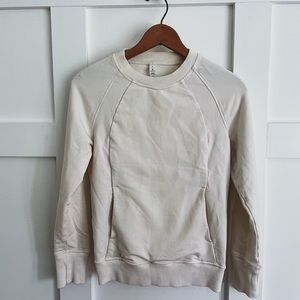 Lululemon sweatshirt